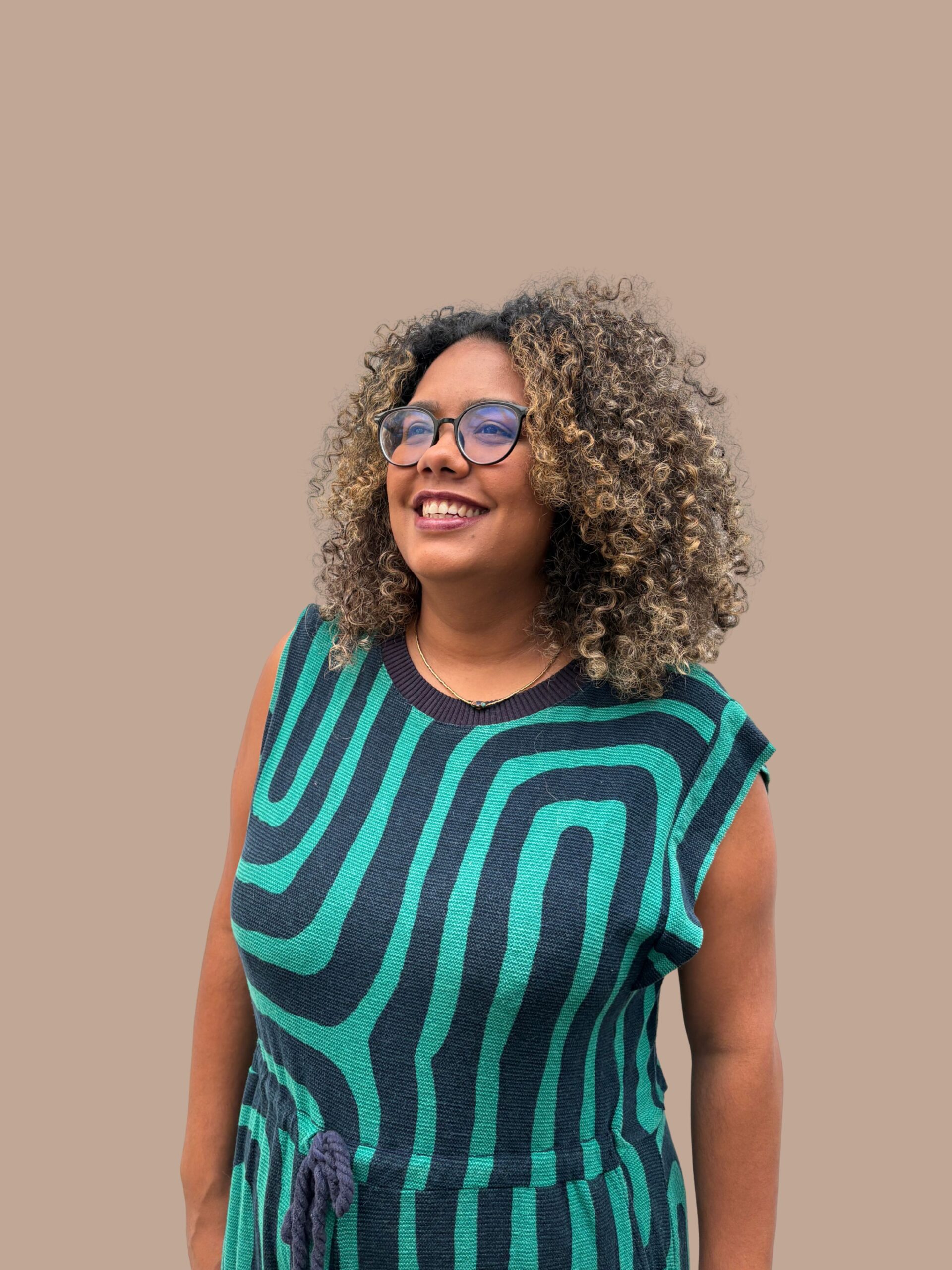 Headshot of Livia Maria, who serves as program coordination for Imaginable Futures in Brazil